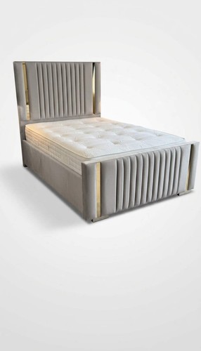 Strip line bed with - bed, footboard